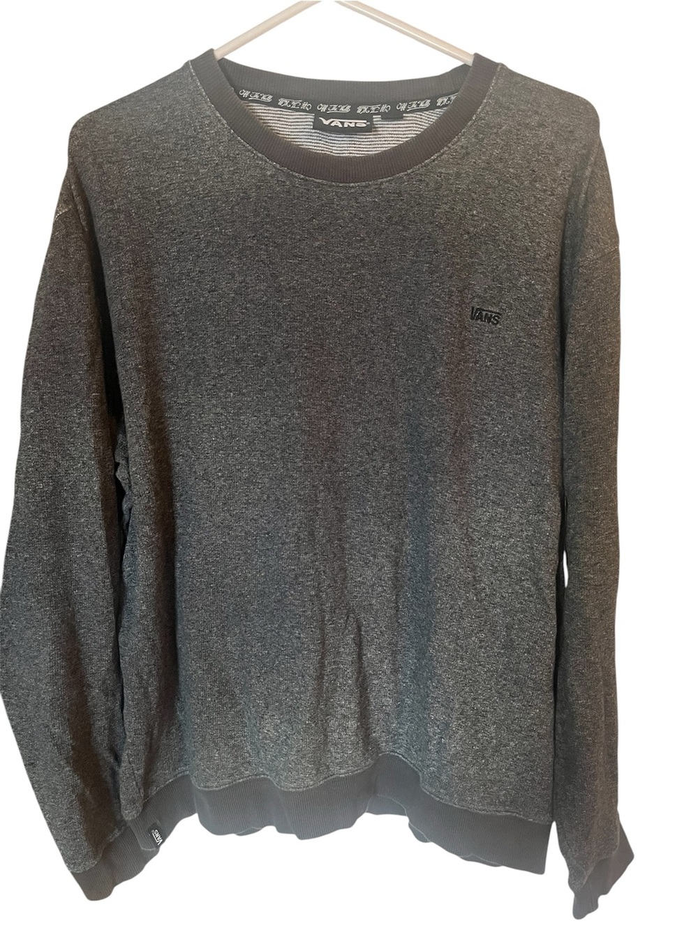 Vans Men’s Crewneck Sweater in Heather Charcoal size L .L361